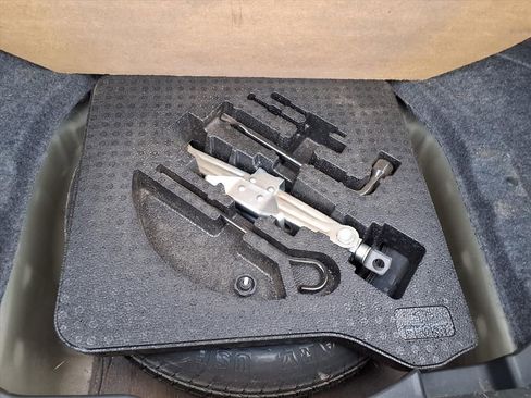 Used 2009 Honda Accord EX-L image 25