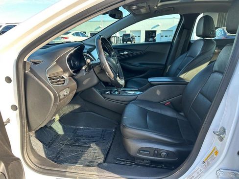 Used 2020 Chevrolet Malibu Premier FWD image 19