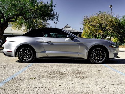 Used 2023 Ford Mustang Premium image 4