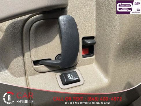 Used 2020 Chevrolet Express 2500 w/ Driver Convenience Package image 31