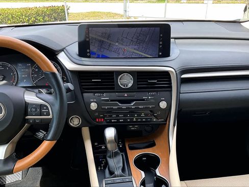 Used 2022 Lexus RX 350 FWD w/ Premium Package image 7