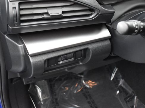 Certified 2025 Subaru Impreza 2.0i Sport image 11