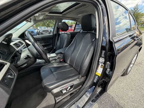 Used 2016 BMW 320i Sedan RWD image 10