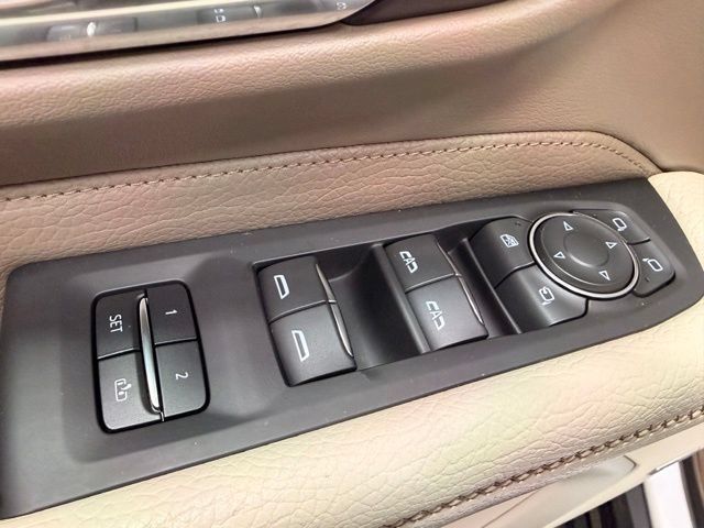 Used 2021 GMC Yukon Denali w/ Denali Premium Package AWD/4WD image 27