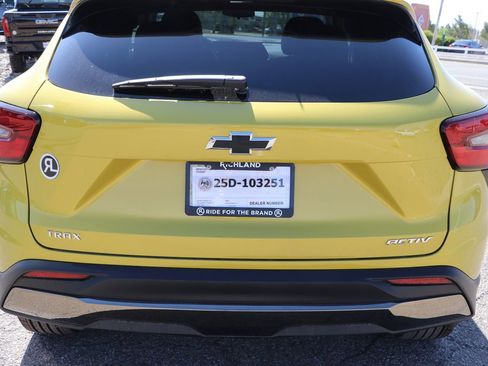 New 2025 Chevrolet Trax ACTIV image 6
