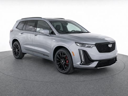 Certified 2023 Cadillac XT6 Sport w/ LPO, ONYX Package AWD/4WD image 2