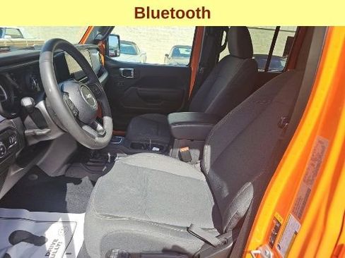 Used 2025 Jeep Gladiator Willys image 10