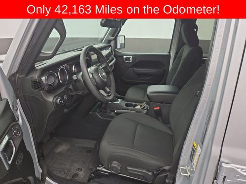 Used 2023 Jeep Wrangler Unlimited Sport AWD/4WD image 14