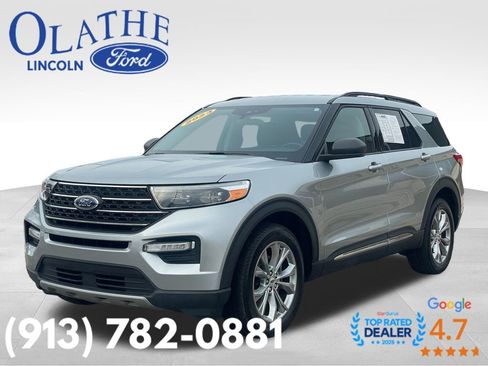 Used 2023 Ford Explorer XLT w/ Equipment Group 202A image 3