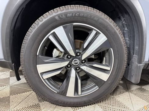 Used 2021 Nissan Rogue SL w/ Premium Package FWD image 14