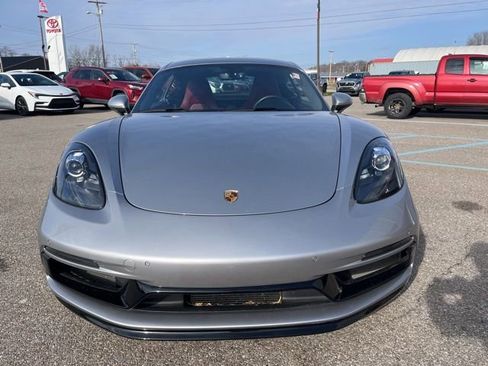 Used 2018 Porsche 718 Cayman GTS image 2