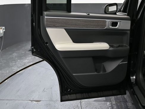 Used 2024 Hyundai Santa Fe Limited image 42