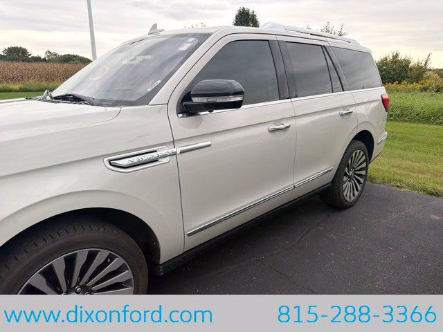 Used 2019 Lincoln Navigator Reserve AWD/4WD image 2