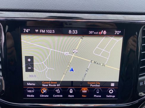 Used 2021 Jeep Grand Cherokee Limited AWD/4WD image 16