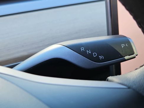 Used 2022 Tesla Model 3 Long Range image 28