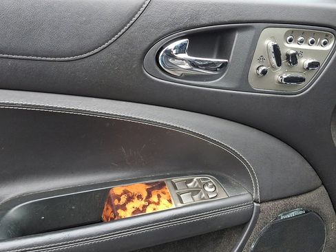 Used 2010 Jaguar XK Coupe image 16