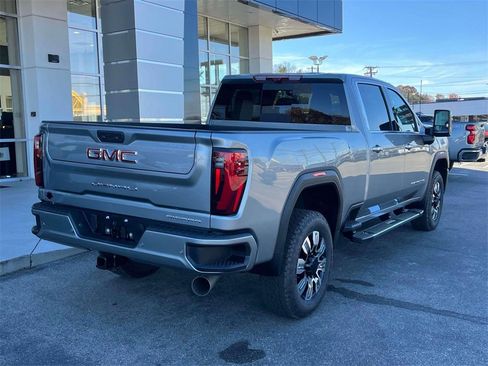 New 2026 GMC Sierra 2500 Denali w/ Denali Reserve Package image 3