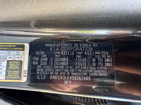 Certified 2025 Kia Niro EX Touring FWD image 17
