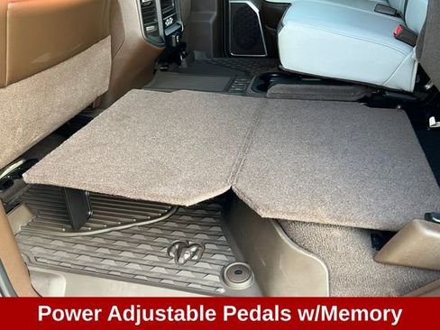 Used 2025 RAM 3500 Laramie image 9