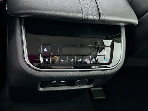 New 2026 Nissan Armada SV image 31