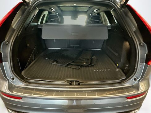 Used 2019 Volvo XC60 T6 R-Design w/ Protection Package Premier AWD/4WD image 30