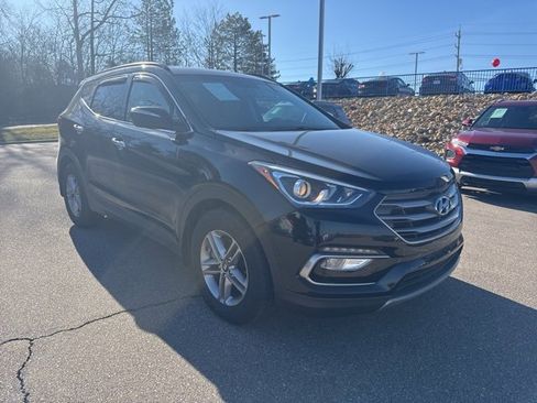 Used 2017 Hyundai Santa Fe Sport image 1