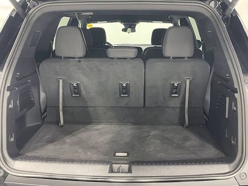 Used 2025 Chevrolet Traverse LT AWD/4WD image 5