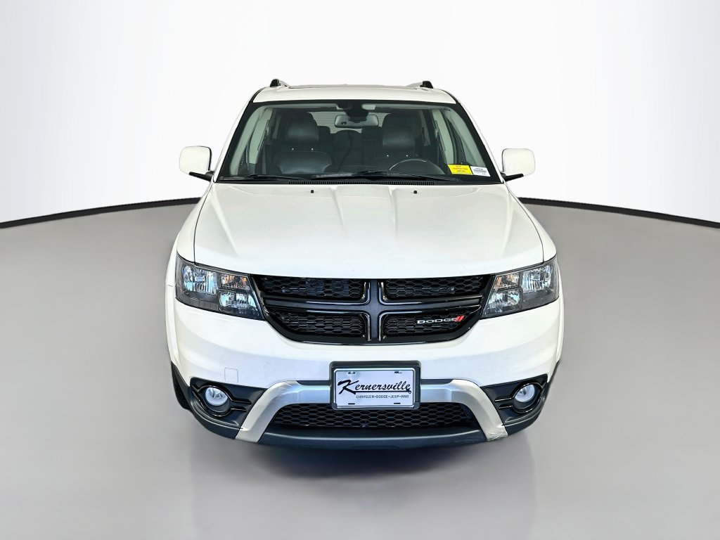 Used 2020 Dodge Journey Crossroad FWD image 2