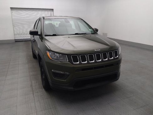 Used 2018 Jeep Compass Sport FWD image 14