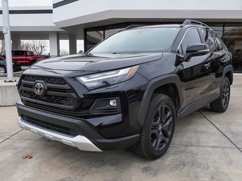 Used 2022 Toyota RAV4 Adventure image 4