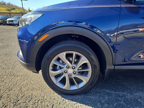 Used 2022 Buick Encore GX Essence w/ Advanced Technology Package image 8