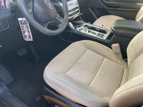 Used 2020 Ford Explorer 2WD image 8