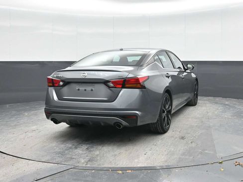 Used 2022 Nissan Altima 2.5 SR image 8