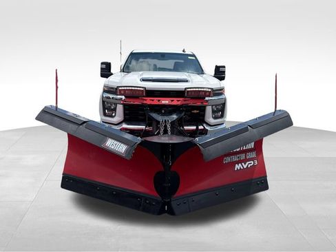 Used 2023 Chevrolet Silverado 2500 LT AWD/4WD image 10