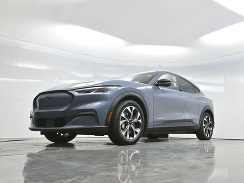 Used 2024 Ford Mustang Mach-E Select image 53