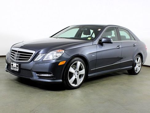 Used 2012 Mercedes-Benz E 350 4MATIC Sedan image 1
