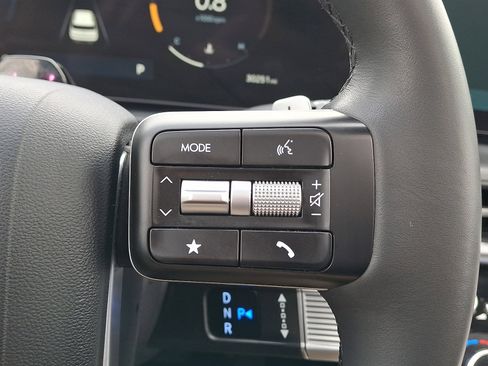 Certified 2024 Hyundai Santa Fe Limited image 22