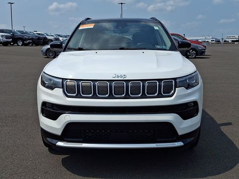 Certified 2022 Jeep Compass Limited w/ Elite Group AWD/4WD image 2