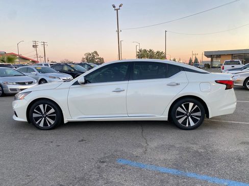Used 2019 Nissan Altima 2.5 SV image 6