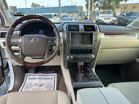 Used 2015 Lexus GX 460 Luxury image 9