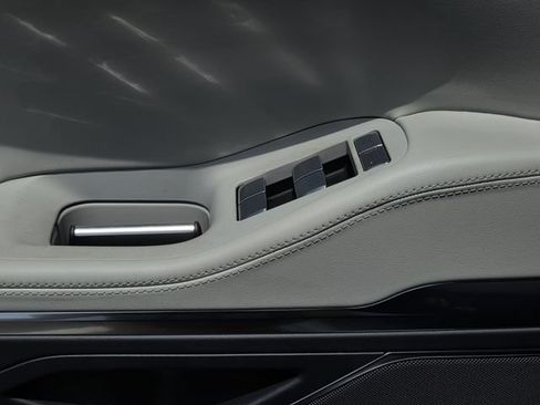 New 2026 Lincoln Navigator Premiere AWD/4WD image 14