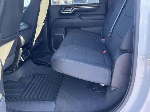 Used 2024 Chevrolet Silverado 2500 LT image 15