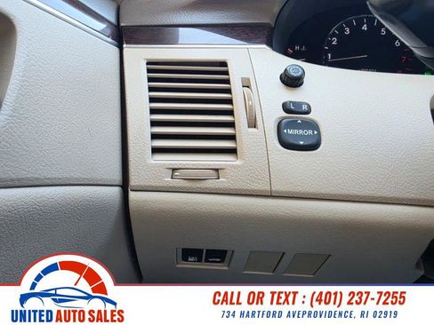 Used 2008 Toyota Avalon Touring FWD image 21