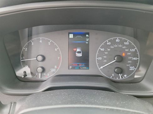 Used 2025 Toyota Corolla LE image 21