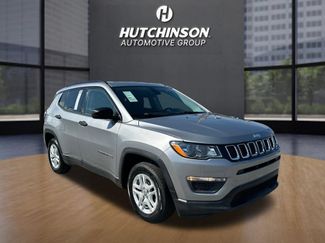 Used 2018 Jeep Compass Sport FWD video 1