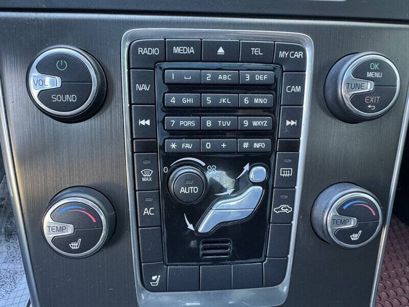 Used 2014 Volvo S60 T5 FWD image 19