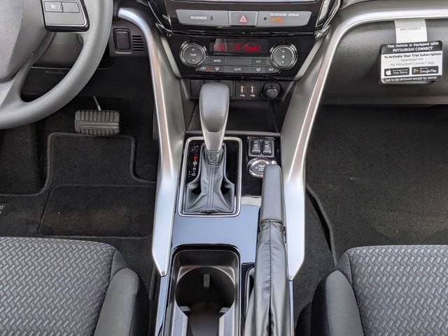New 2026 Mitsubishi Eclipse Cross LE AWD/4WD image 18
