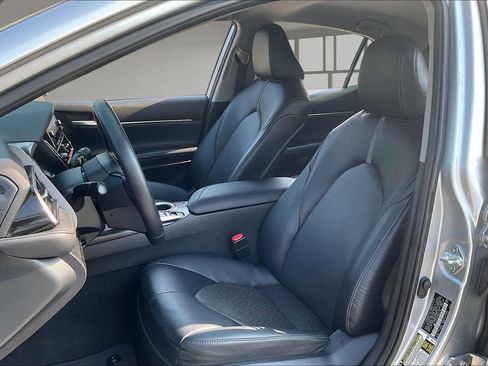 Used 2024 Toyota Camry XLE FWD image 21