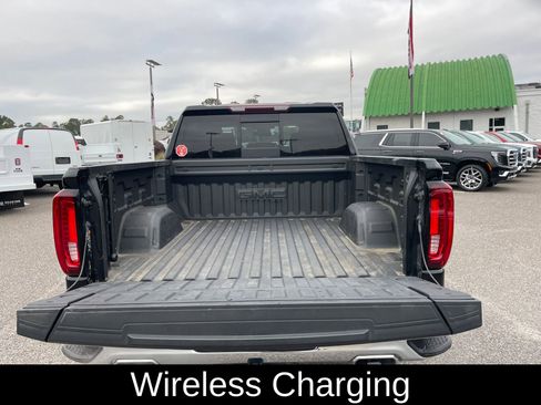 Used 2023 GMC Sierra 1500 SLT w/ SLT Premium Plus Package image 25