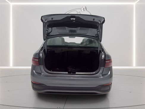 Used 2022 Volkswagen Jetta SE FWD image 11